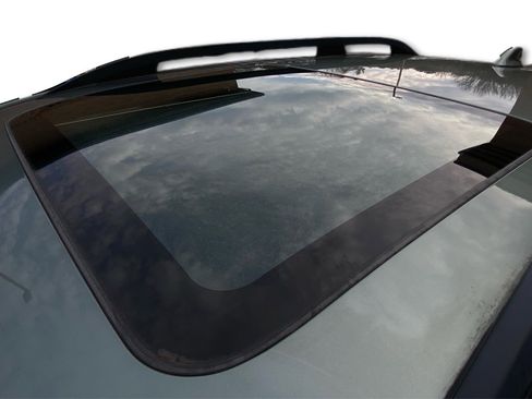 Used 2018 Subaru Forester 2.5i Limited image 23