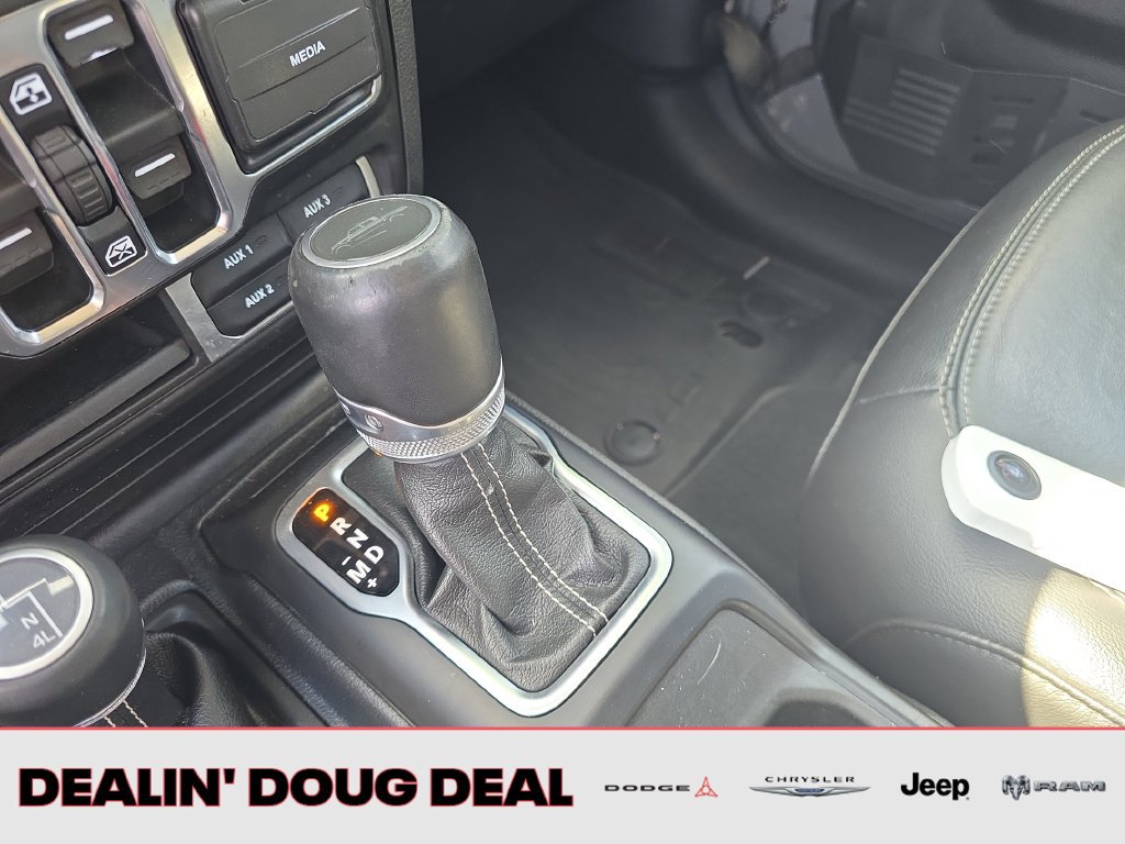 Used 2020 Jeep Gladiator Overland AWD/4WD image 24