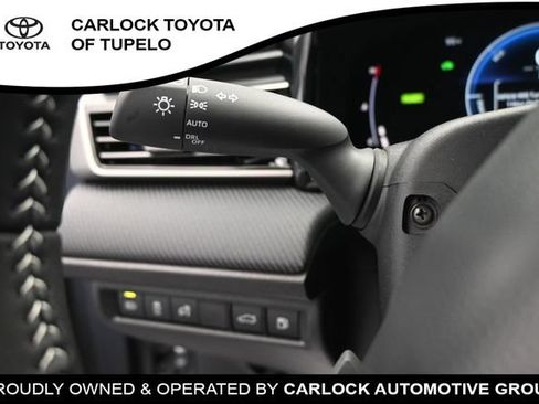 Used 2026 Toyota Camry SE w/ Convenience Package FWD image 19