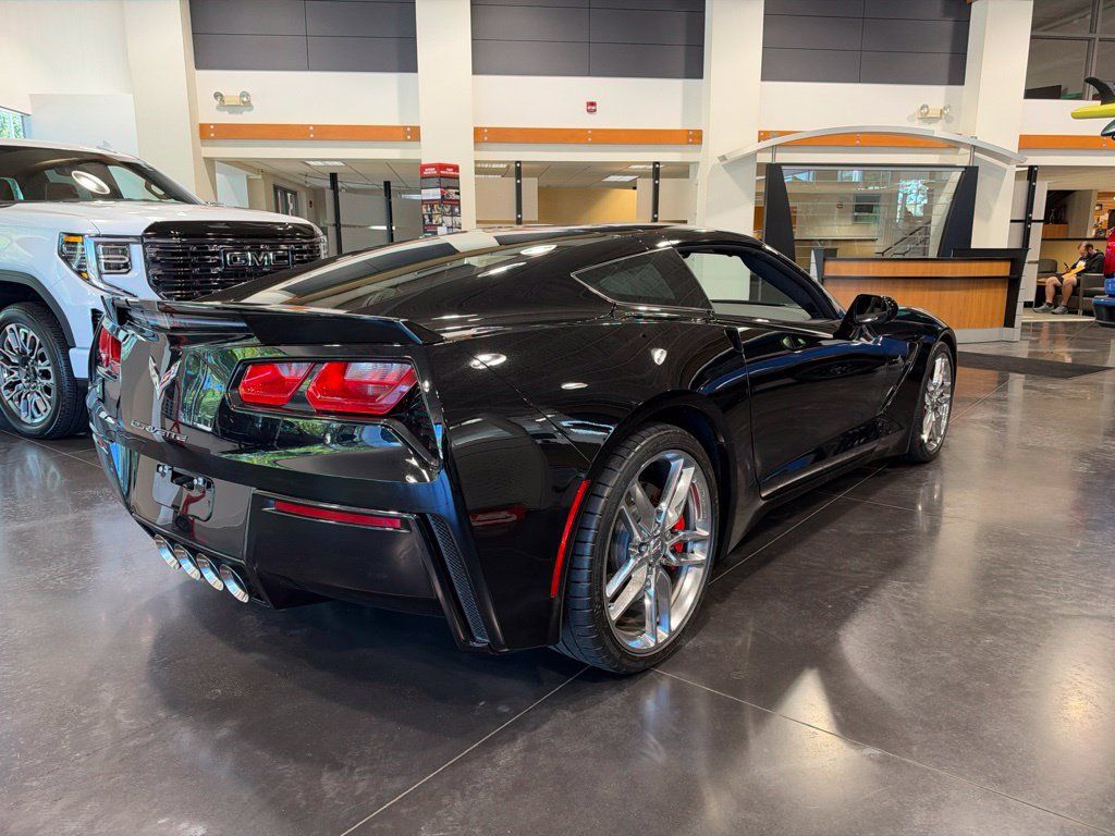 Used 2016 Chevrolet Corvette Stingray Coupe w/ 3LT Preferred Equipment Group RWD image 5