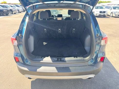 Used 2020 Ford Escape SE FWD image 41
