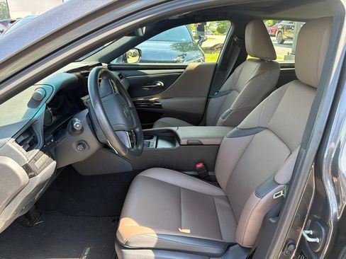 Certified 2025 Lexus ES 350 w/ Premium Package FWD image 20