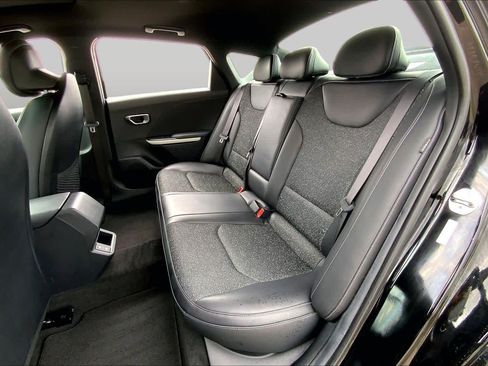 Certified 2025 Kia K4 GT-Line w/ GT-Line Sunroof Package FWD image 38