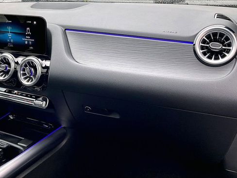 Certified 2023 Mercedes-Benz GLA 250 4MATIC image 16