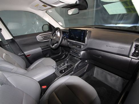 Used 2025 Ford Bronco Sport Badlands AWD/4WD image 24