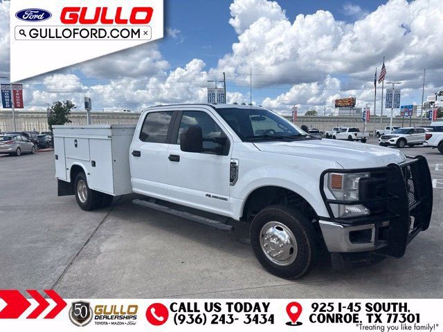 Used 2021 Ford F350 XL w/ Power Equipment Group AWD/4WD image 3