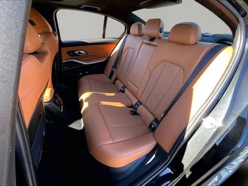 Used 2023 BMW 330i xDrive Sedan w/ Premium Package image 16