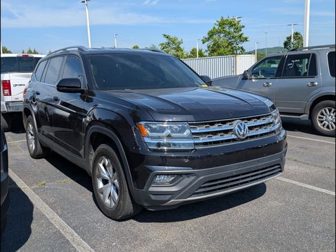 Used 2018 Volkswagen Atlas SE FWD image 2