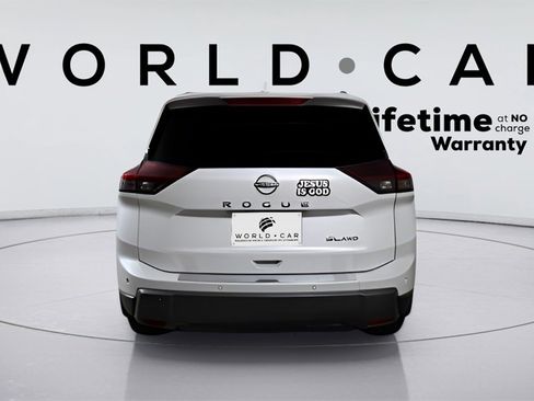 Used 2024 Nissan Rogue SL w/ SL Premium Package image 6