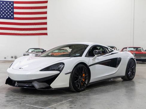 Used 2017 McLaren 570S Coupe image 1