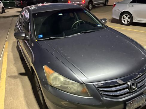 Used 2012 Honda Accord EX-L image 6