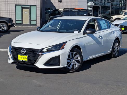 New 2025 Nissan Altima 2.5 S image 1