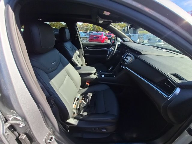 Used 2024 Cadillac XT5 Premium Luxury AWD/4WD image 36