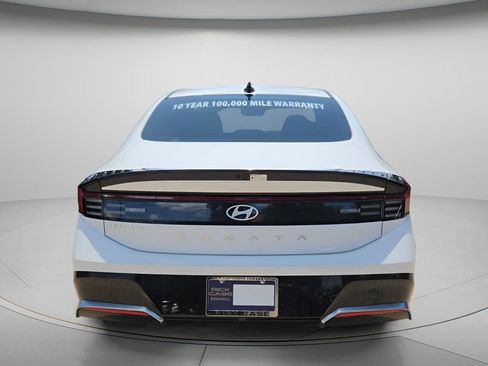 Used 2025 Hyundai Sonata SEL FWD image 5