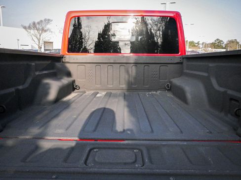 Used 2021 Jeep Gladiator Rubicon w/ LED Lighting Group AWD/4WD image 30