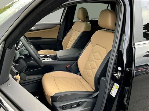 New 2026 Volkswagen Atlas Cross Sport SE image 21