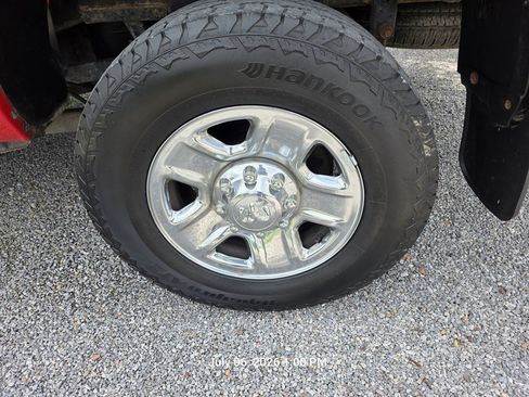Used 2016 RAM 2500 Tradesman w/ Chrome Appearance Group AWD/4WD image 9