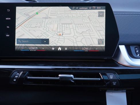 New 2027 BMW X2 xDrive28i AWD/4WD image 18