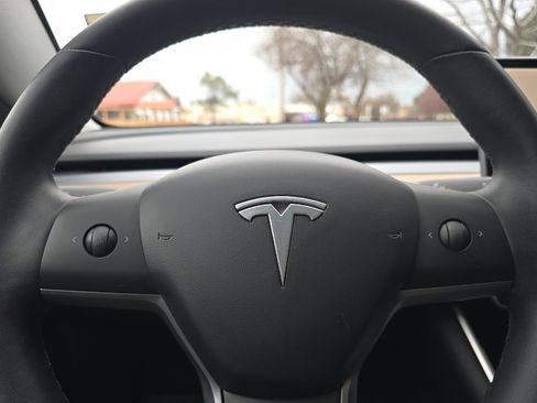 Used 2020 Tesla Model 3 Long Range image 29