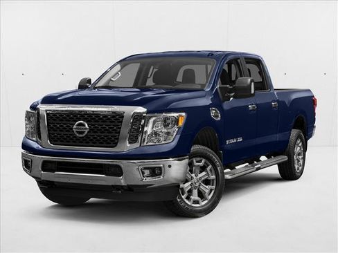 Used 2017 Nissan Titan SV image 1