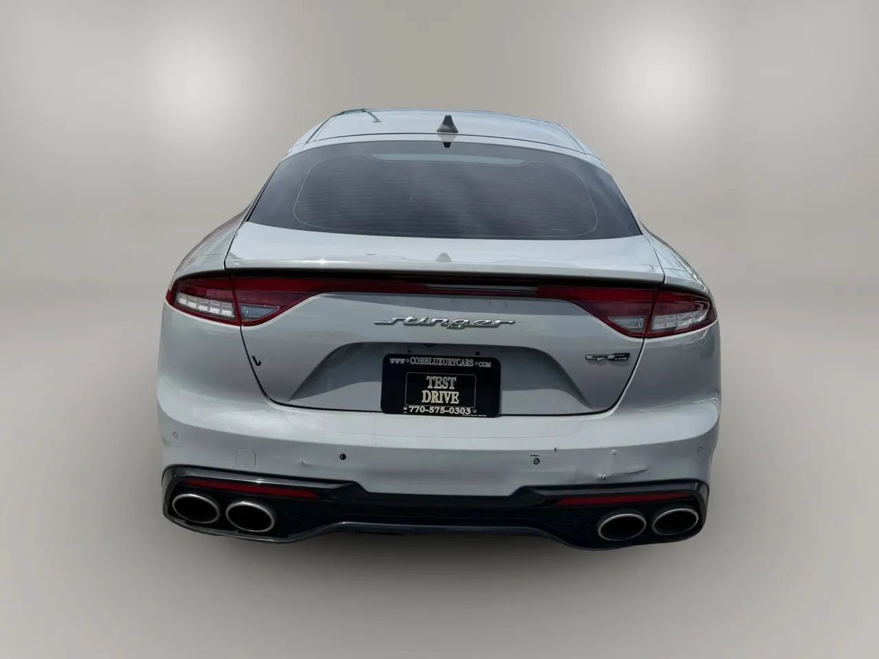 Used 2022 Kia Stinger GT-Line w/ Sun & Sound Package RWD image 8