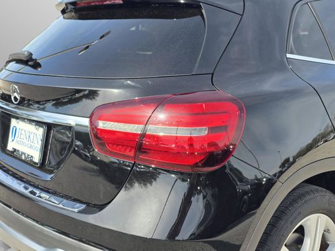 Used 2020 Mercedes-Benz GLA 250 image 14