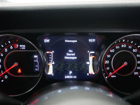 Used 2022 Jeep Gladiator Mojave w/ LED Lighting Group AWD/4WD image 20