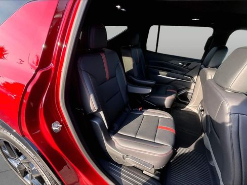Used 2025 Chevrolet Traverse RS w/ LPO, Floor Liner Package AWD/4WD image 20