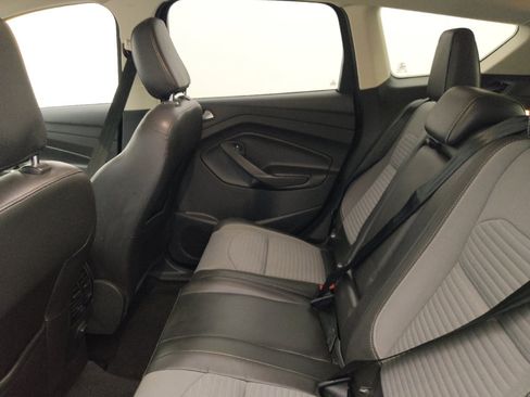 Used 2018 Ford Escape SE w/ SE Sport Appearance Package FWD image 18