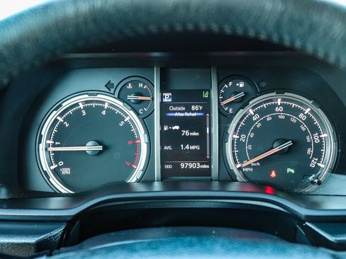 Certified 2022 Toyota 4Runner Limited AWD/4WD image 29