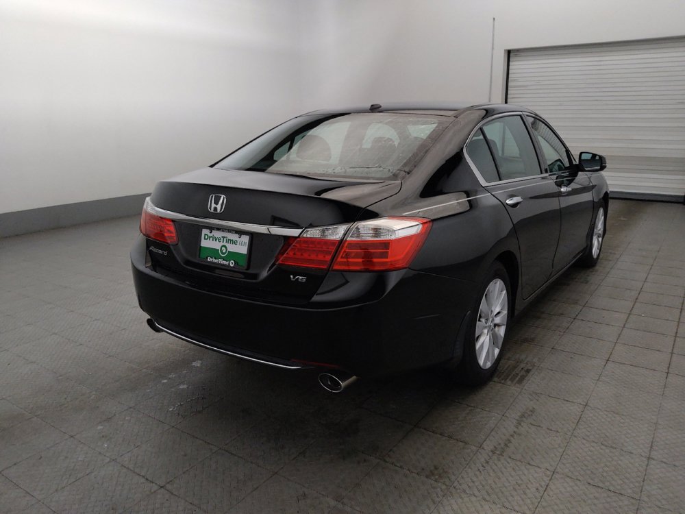 Used 2015 Honda Accord Touring image 9