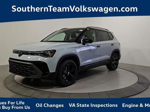 New 2026 Volkswagen Taos SE AWD/4WD image 1