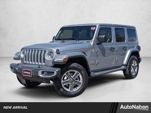 Used 2019 Jeep Wrangler Unlimited Sahara AWD/4WD image 1