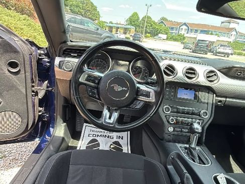 Used 2020 Ford Mustang GT w/ Black Accent Package RWD image 19