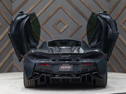 Used 2019 McLaren 570S Coupe image 10