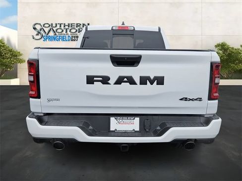 New 2026 RAM 1500 Express AWD/4WD image 4