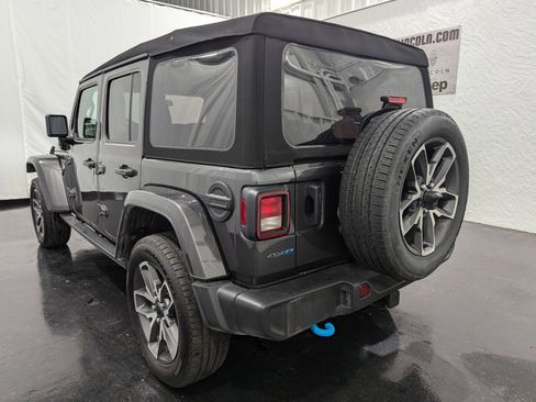 Used 2024 Jeep Wrangler Sport S image 8