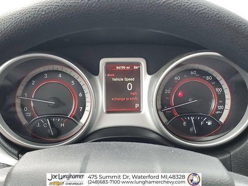 Used 2019 Dodge Journey SE w/ Blacktop Package FWD image 13