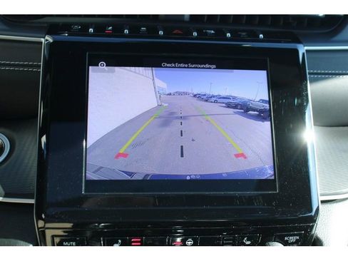Used 2023 Jeep Grand Cherokee Altitude image 25