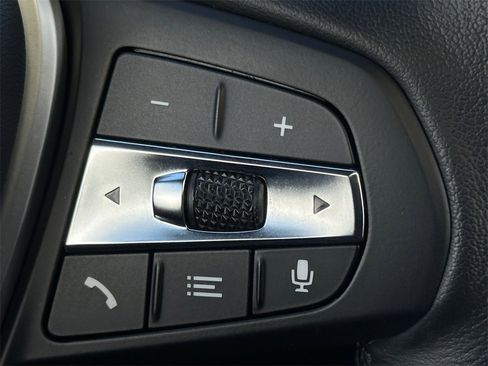 Used 2024 BMW i4 eDrive40 w/ Premium Package image 18