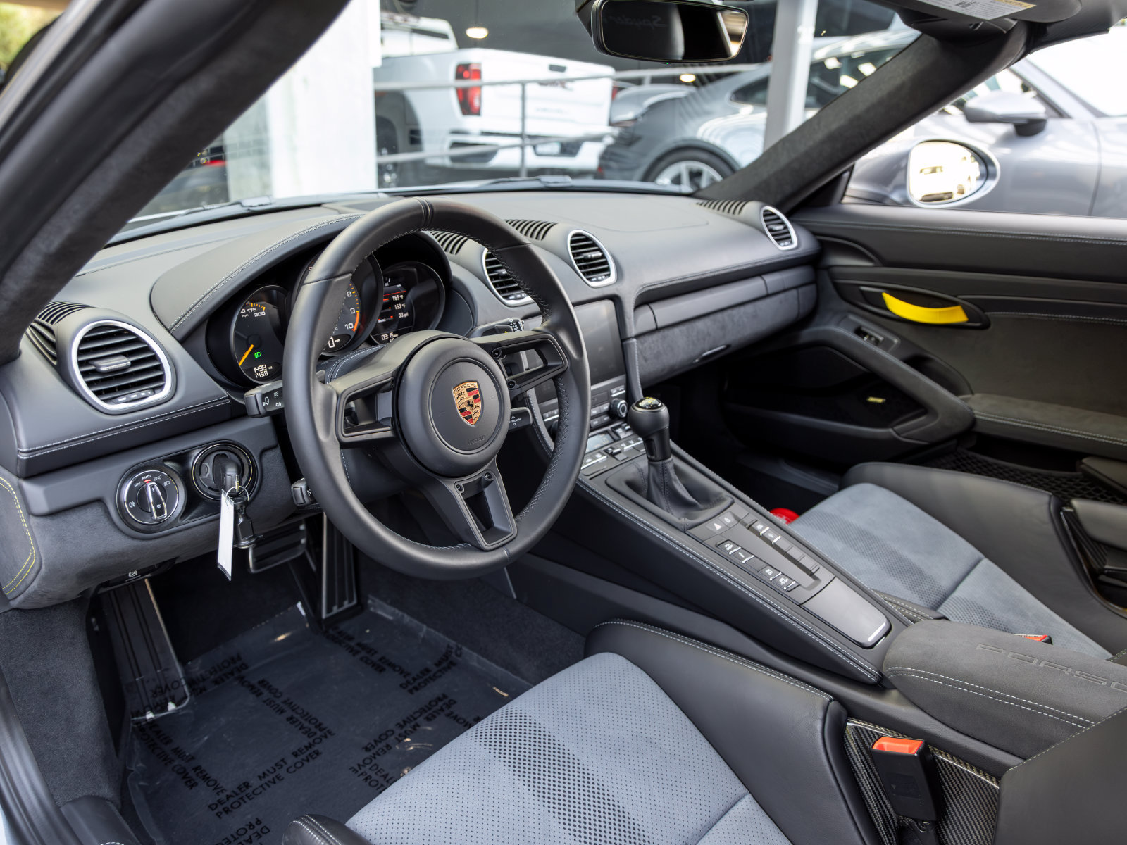 Certified 2025 Porsche 718 Boxster Spyder RS RWD image 4