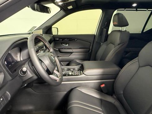 New 2026 Honda Pilot TrailSport image 29