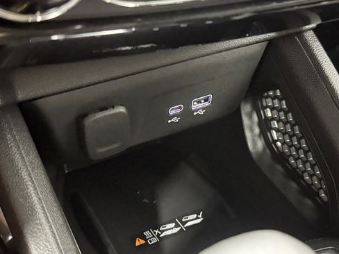 Used 2025 Chevrolet TrailBlazer ACTIV w/ Convenience Package FWD image 21