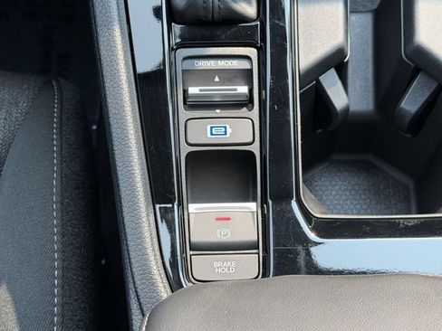 Used 2025 Honda Accord Sport image 16