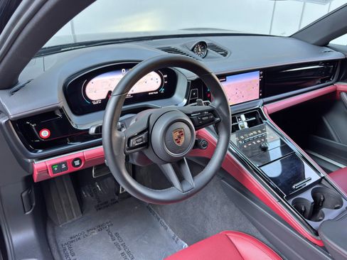 Used 2025 Porsche Panamera 4 E-Hybrid AWD/4WD image 14