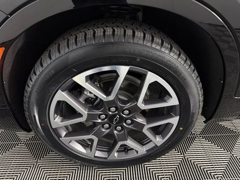Used 2025 Chevrolet Blazer RS AWD/4WD image 12
