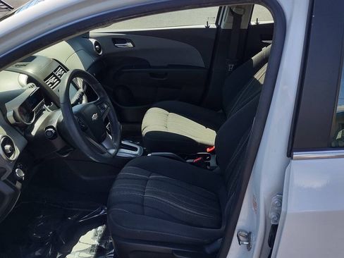 Used 2016 Chevrolet Sonic LT FWD image 7