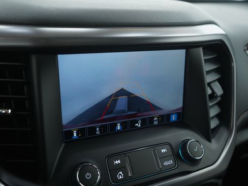 Used 2023 GMC Acadia AT4 w/ Technology Package image 24