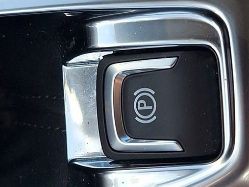 Used 2026 Chevrolet Trax ACTIV image 35