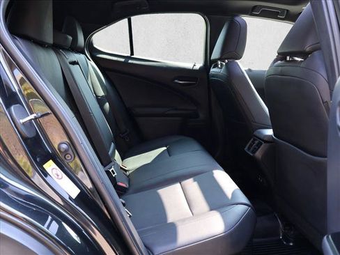 Used 2019 Lexus UX 250h w/ Premium Package AWD/4WD image 24